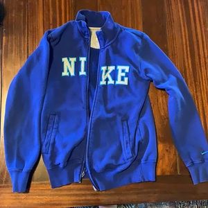 Vintage Nike zip up sweater
